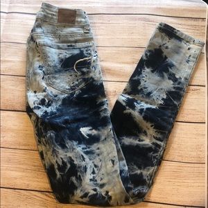 AMERICAN EAGLE Printed TIE DYE JEANS. Size 00.